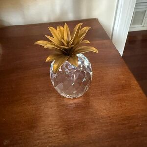 Swarovski Crystal Pineapple Gold Toned Metal Leaves Like New